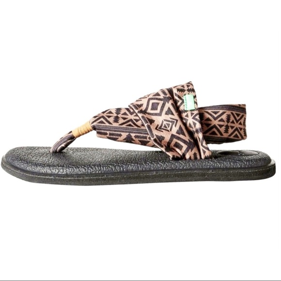 Sanuk Sandals Yoga Sling 2 Brown Aztec Tribal Print Yoga Mat Stretch Comfort - Picture 3 of 10